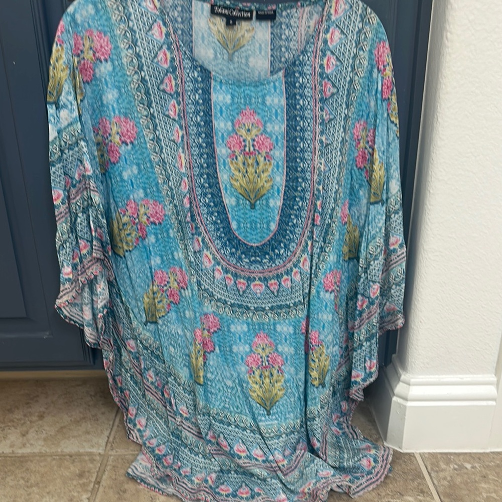 Floral Blue Tunic Top